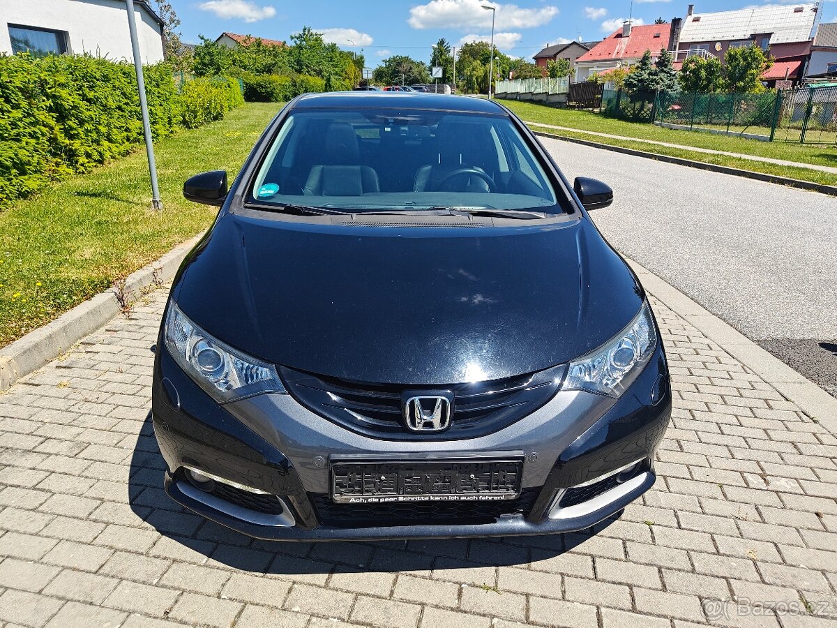 Honda Civic 1.8 i-VTEC 104 KW executive
