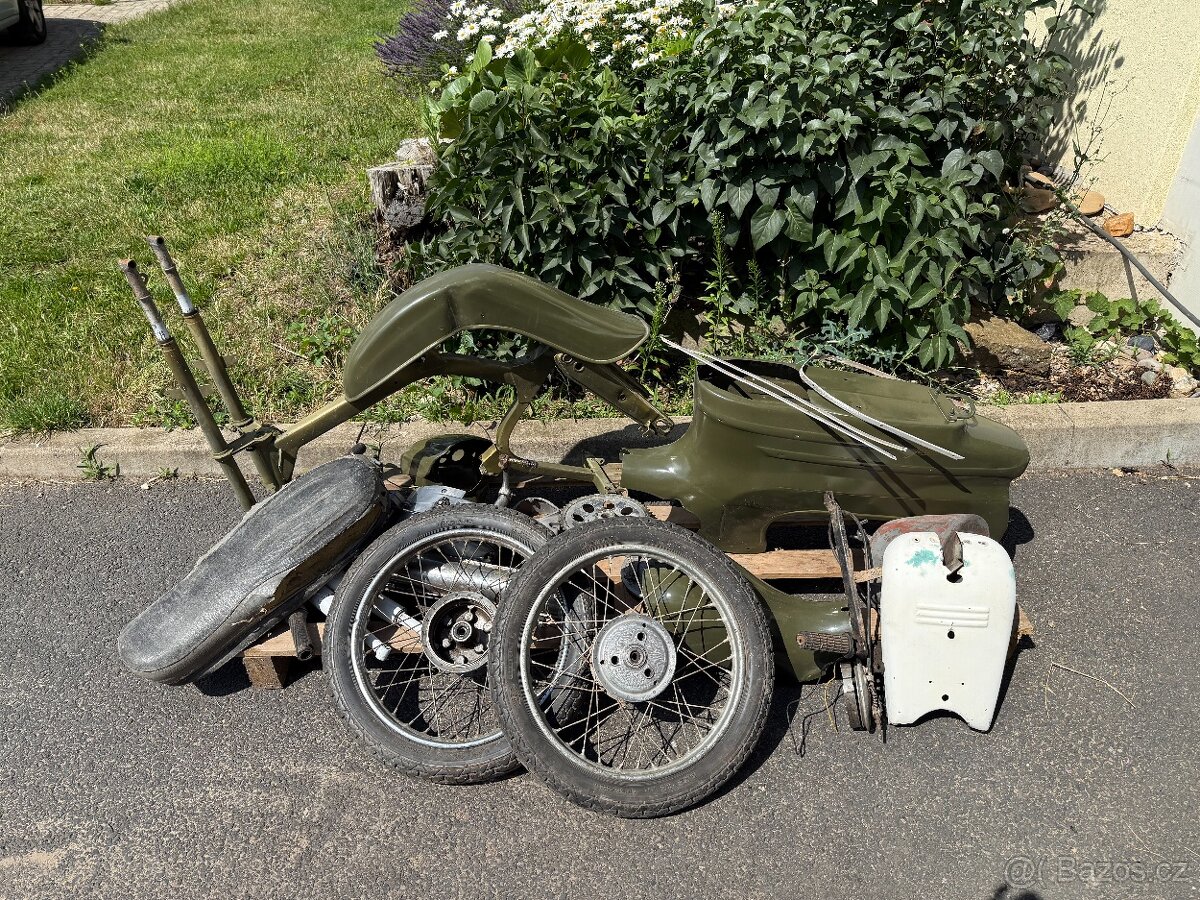 Jawa pionyr 21
