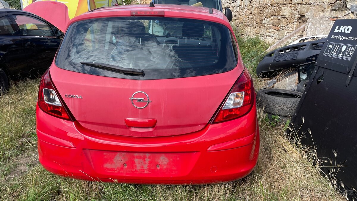 Prodám díly Opel Corsa D 5 dv
