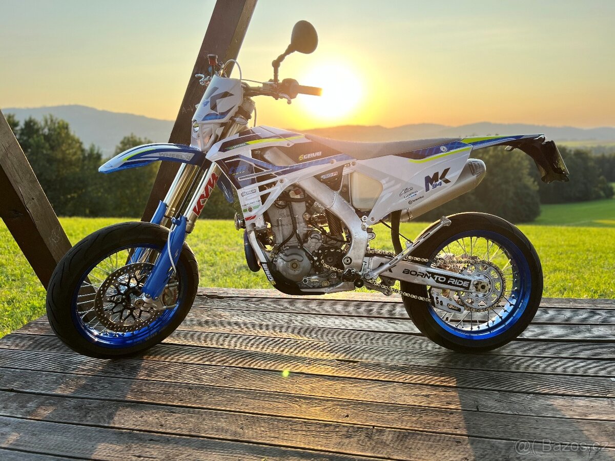TM Racing 450 SMR Supermoto