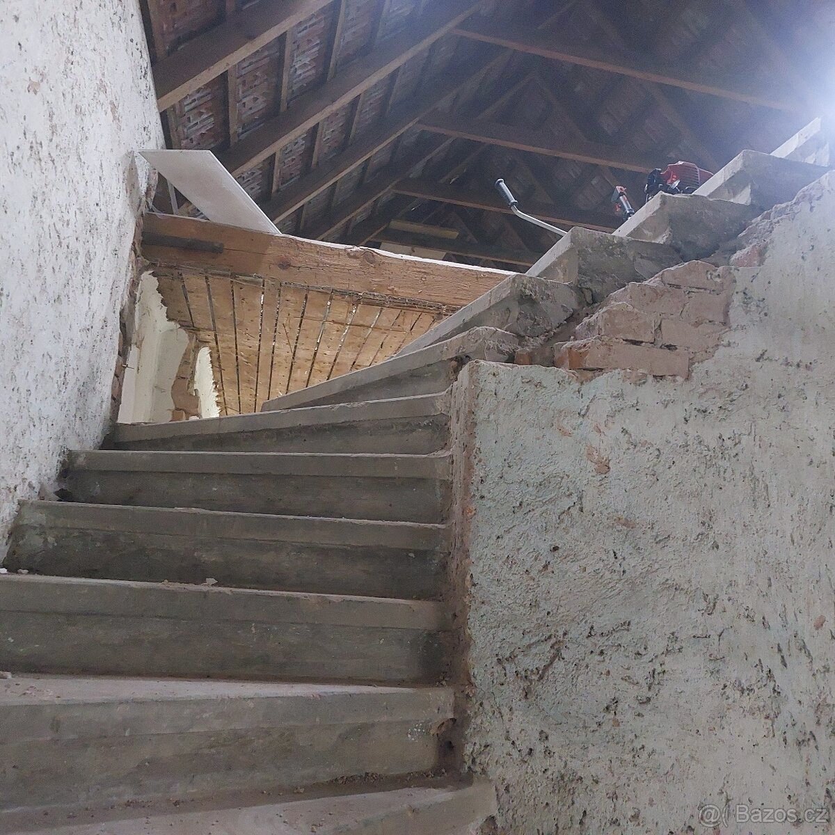 betonové schody- schodiště