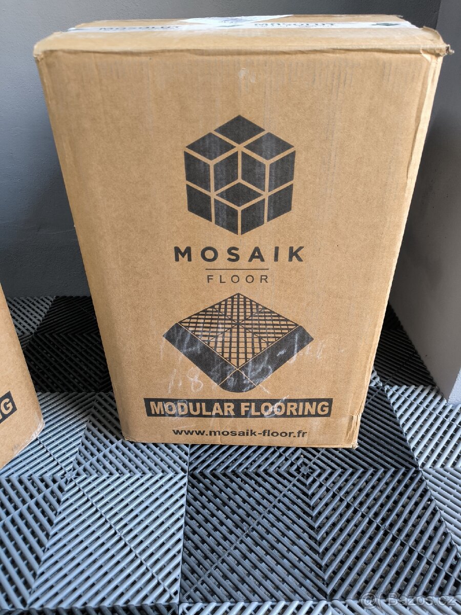 Modularni podlaha do garáže