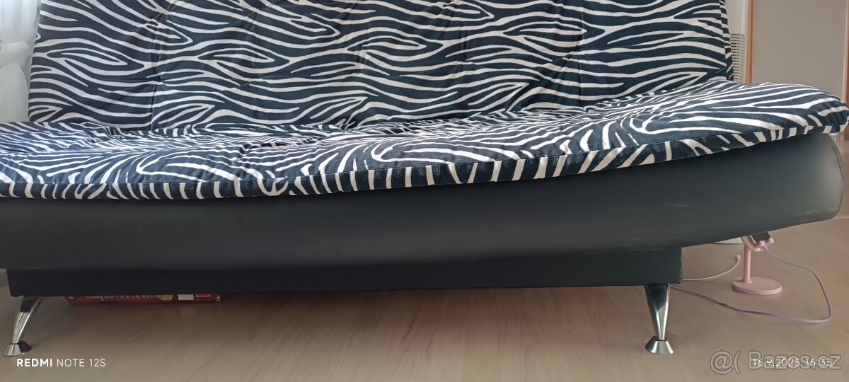 Rozkládací pohovka