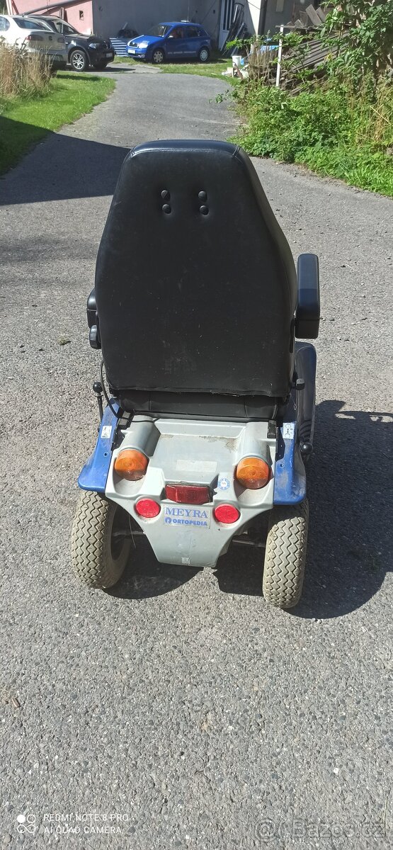 vozík nejen pro invalidy na autobaterii