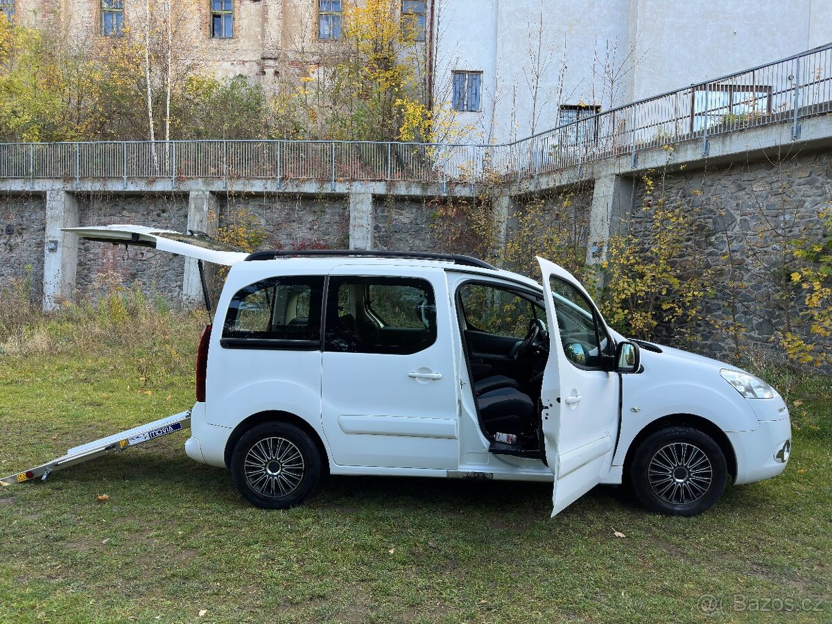 Peugeot Partner 1.6HDi úprava na ZTP 1.Majitel 52tis km