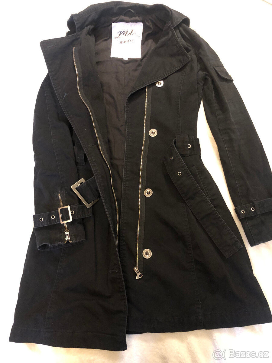 podzimní kabát zn. Madonna vel. S