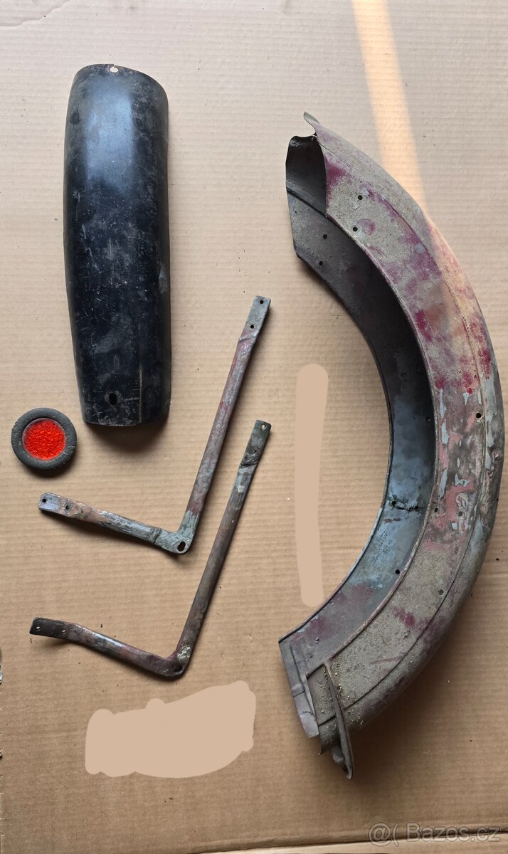 Zadní blatník Jawa 500 Ohc typ 01