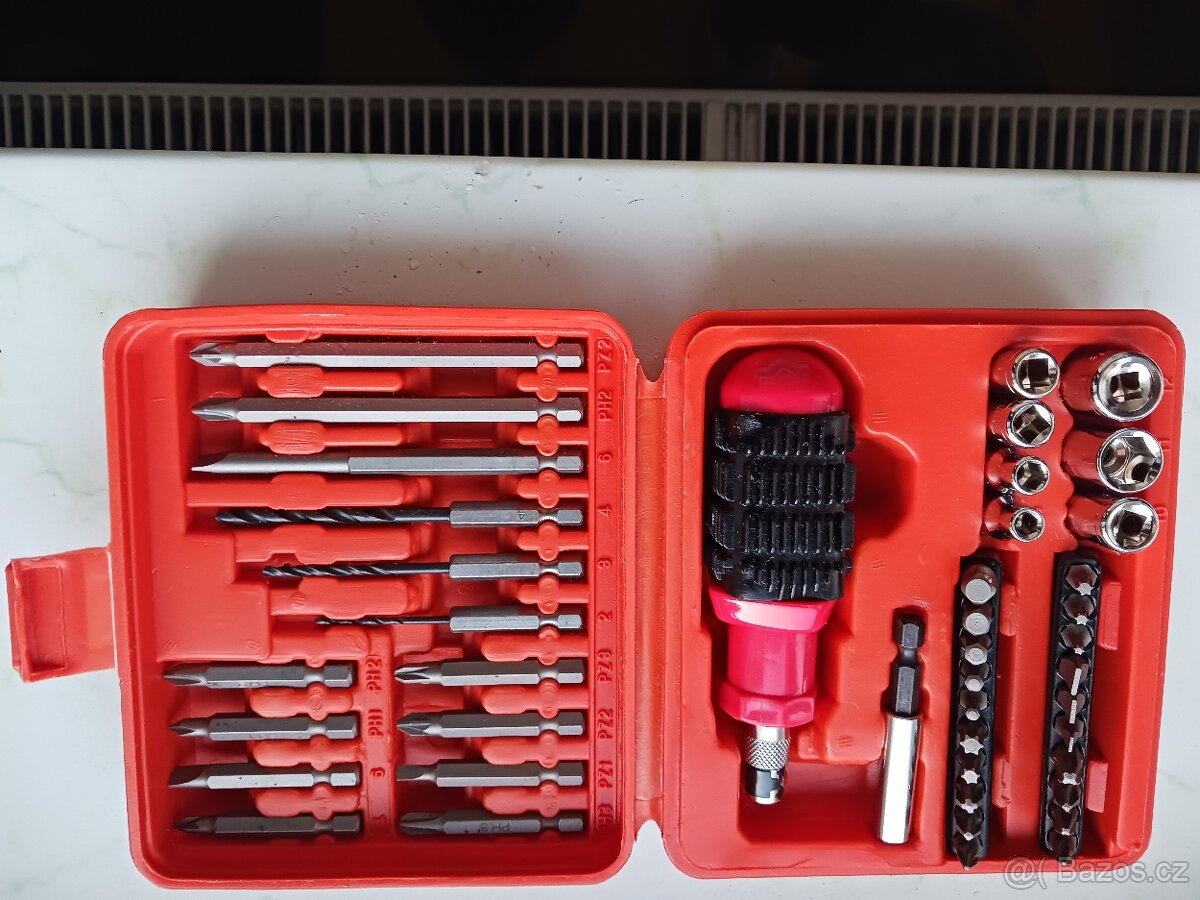 Jemné nářadí po mechaniku elektronikovi