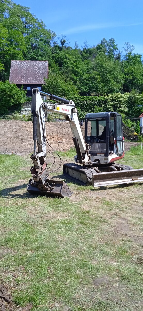 Zemní práce a kontejnerová doprava