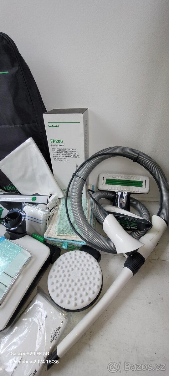 Vorwerk vysavač Kobold VK200 A příslušenství