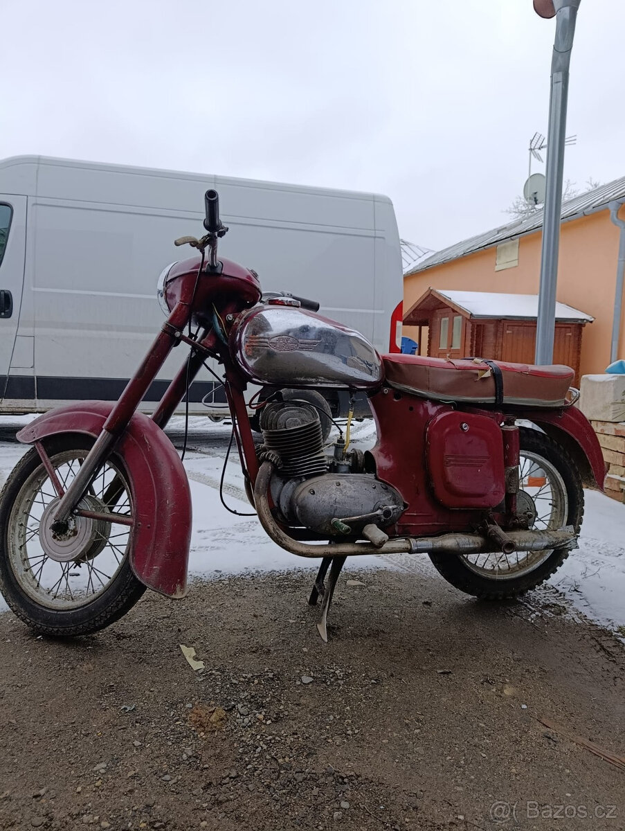 JAWA ČZ 175