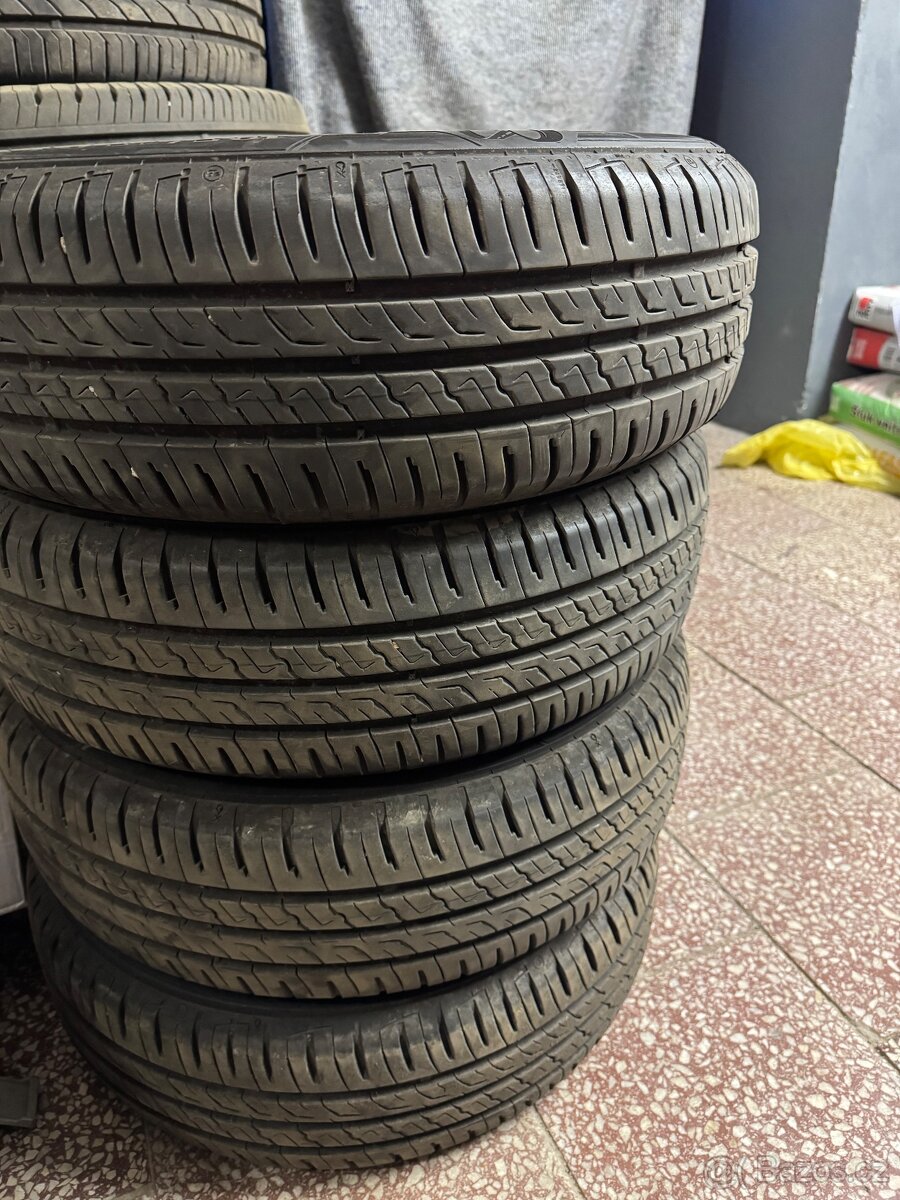 Prodám 4x letní pneu Barum 185/65r15 88t