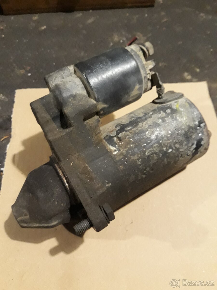 Opel Corsa B - startér BOSCH