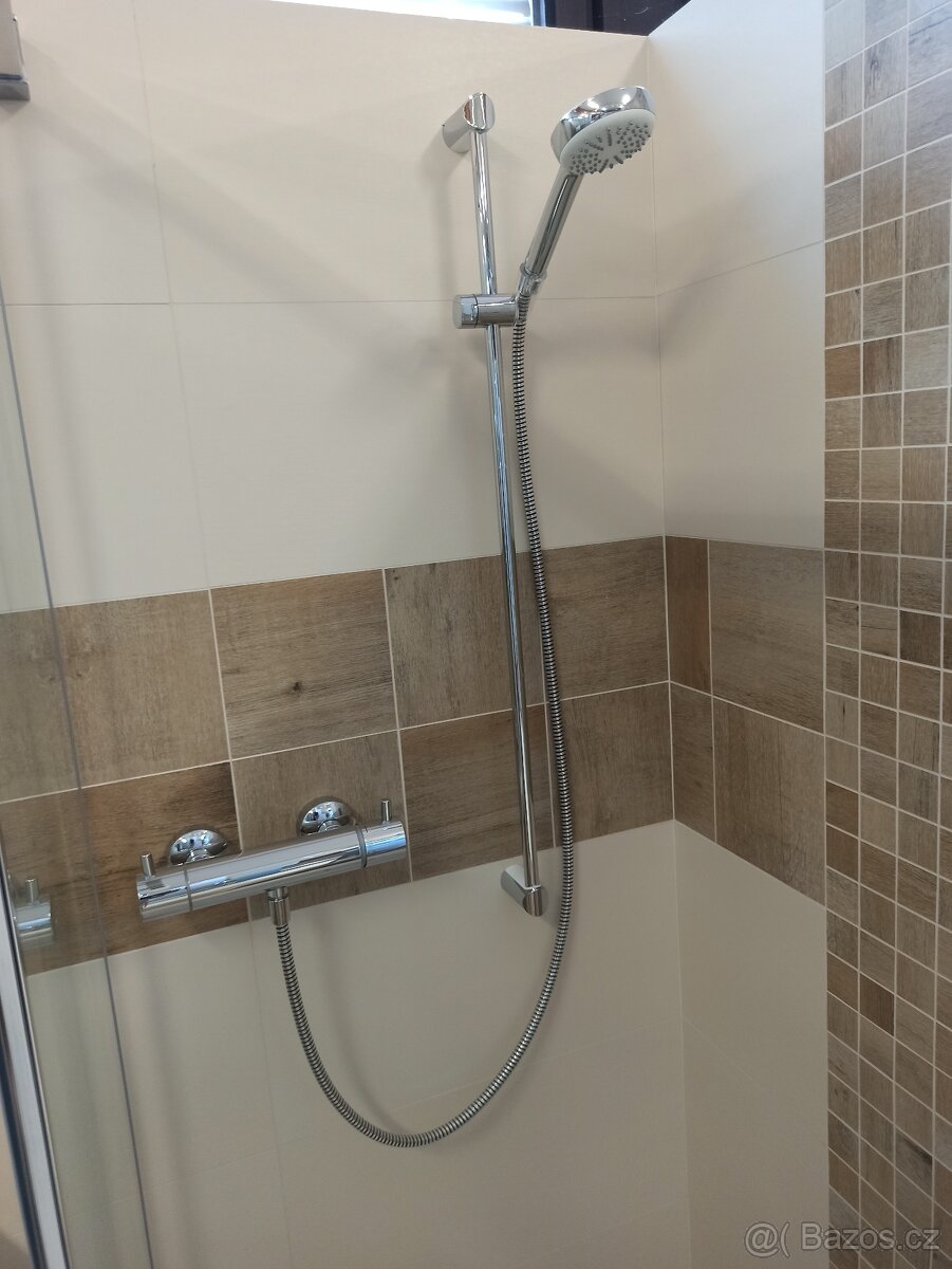 Výprodej vzorků - sprchová baterie se setem