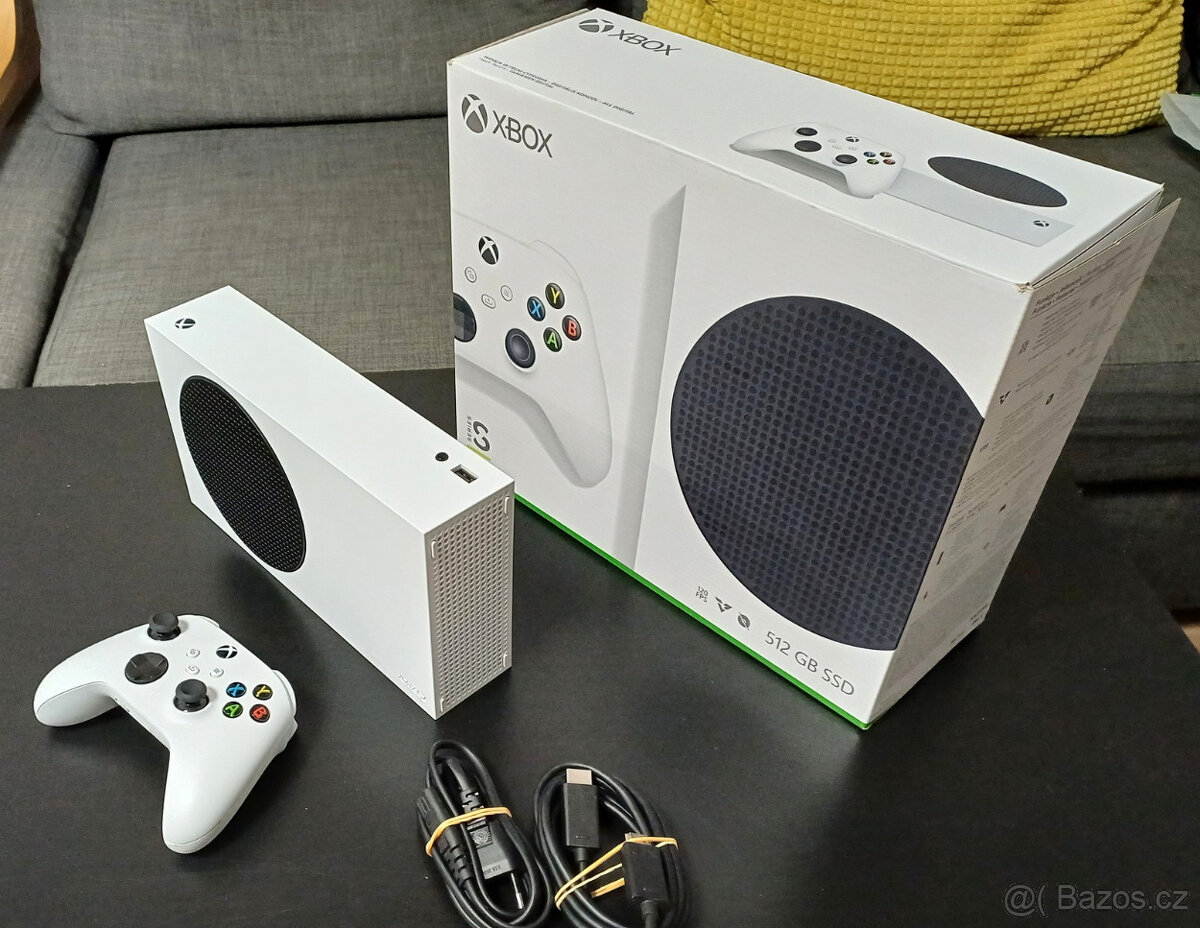 Xbox Series S 512GB - perfektní stav, v záruce do 12/2025