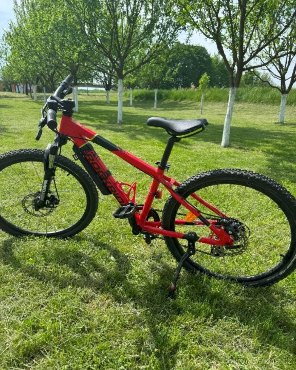 Dětské horské kolo ST900 24“ ROCKRIDER