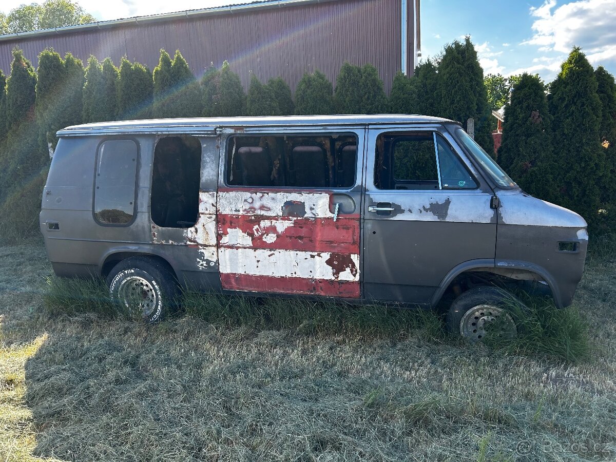 Chevrolet G20 VAN