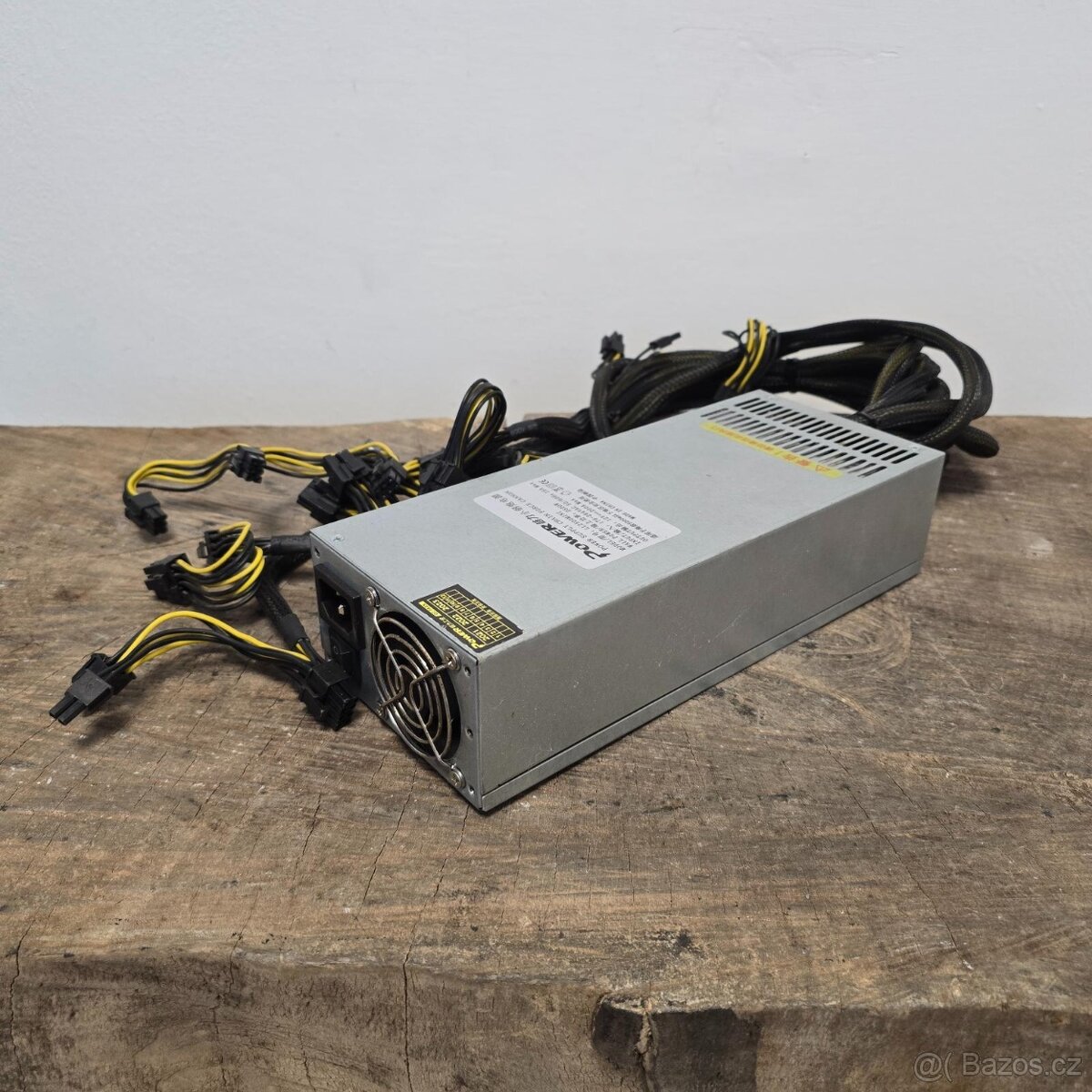 PC Zdroj Mining Lianli 2500W, 90+GOLD