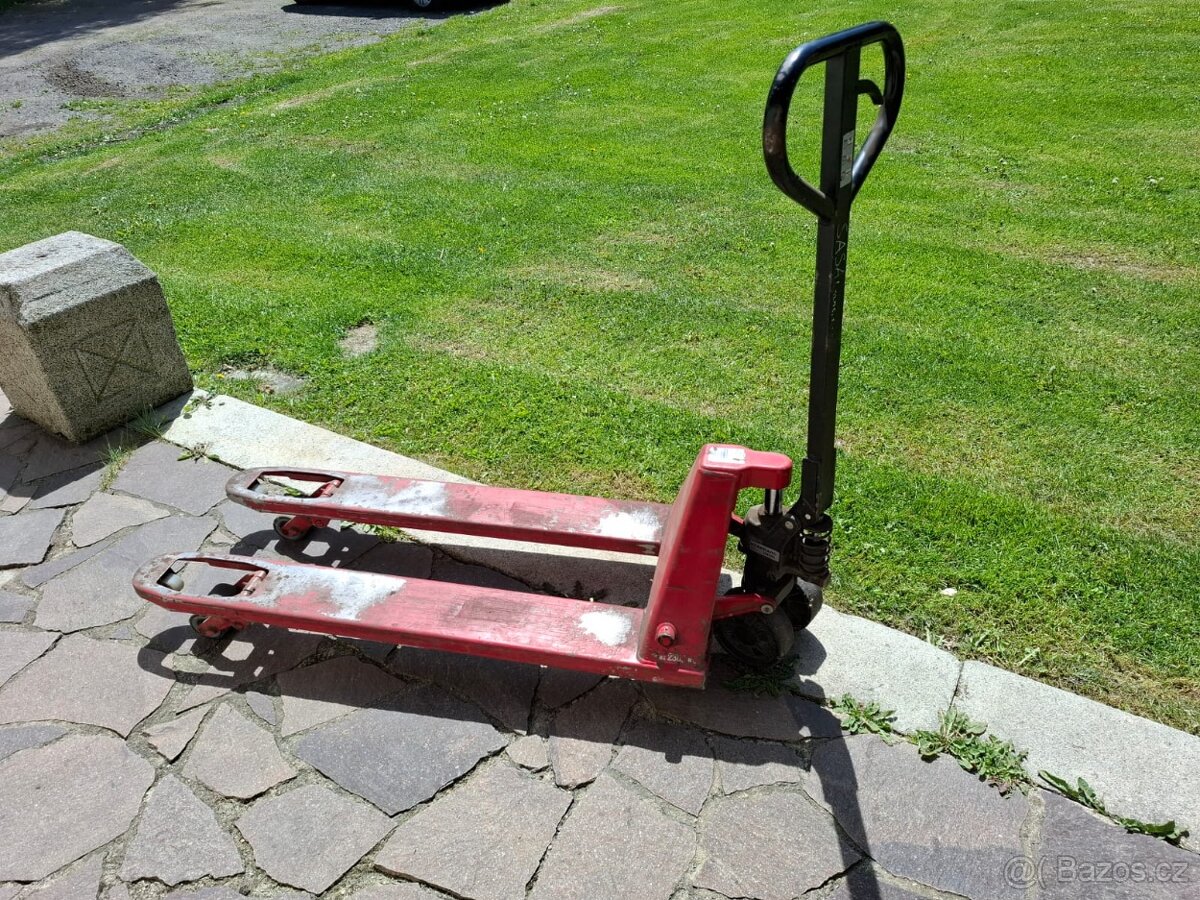 Paletový vozík