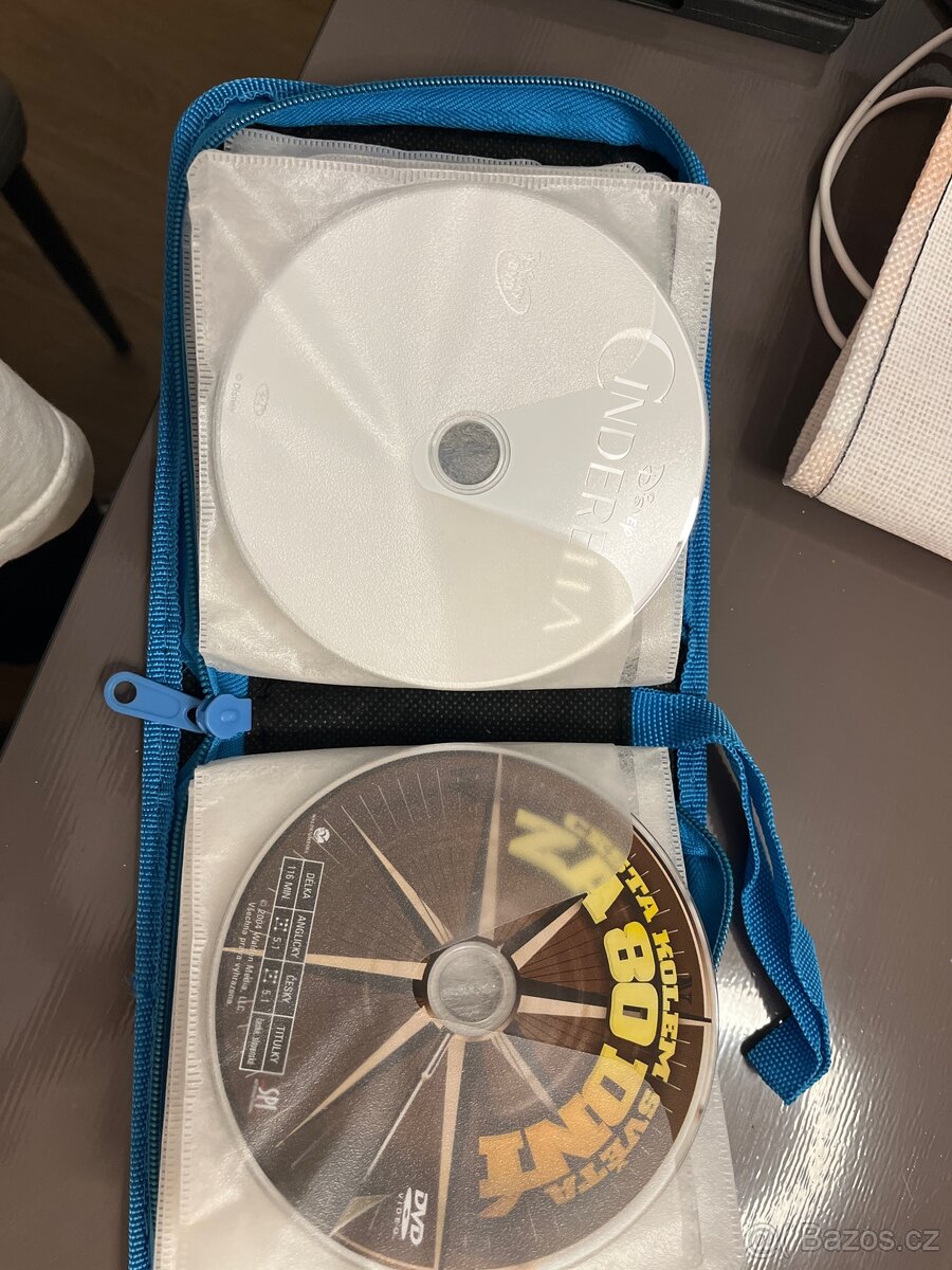 31 náhodných dětských pohádek na DVD