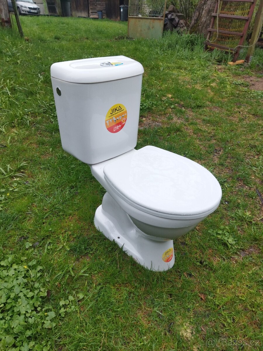 Záchod Jika Lyra