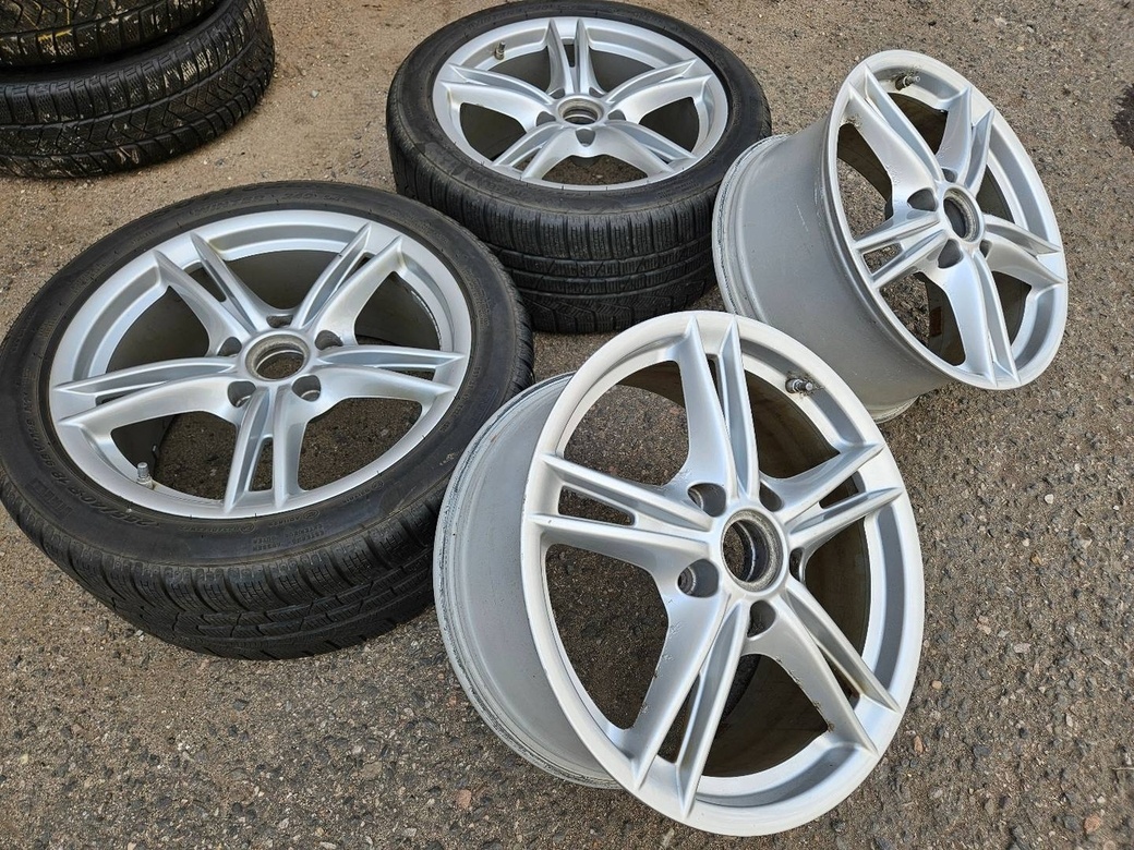 zimní r18" Porsche 5x130 dvourozměrné