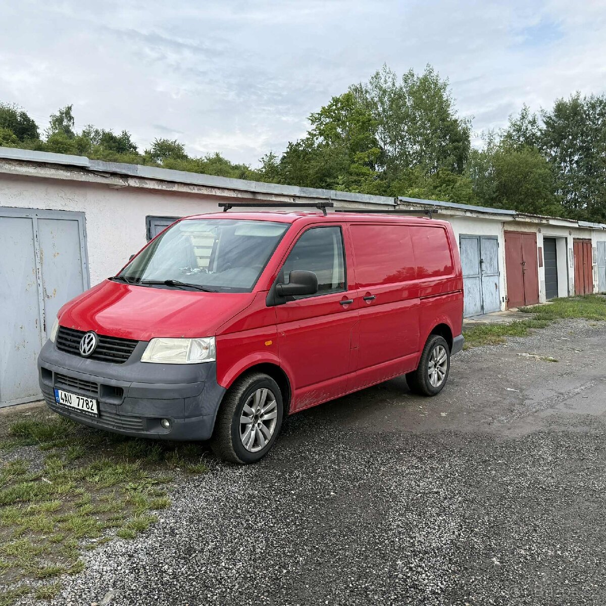 Volkswagen Transporter T5 – 2.5 TDI, 96 kW, rok 2012