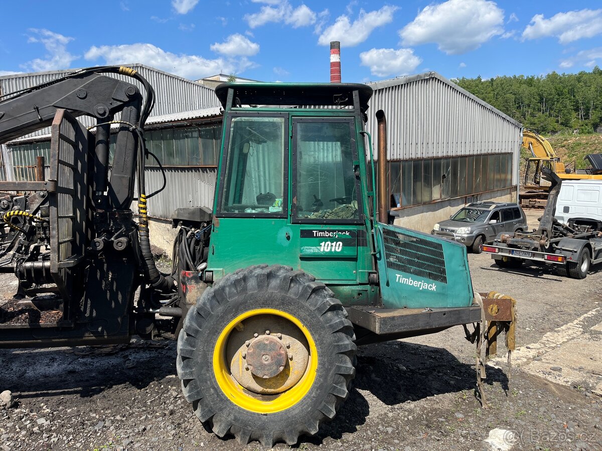 Timberjack 1010b
