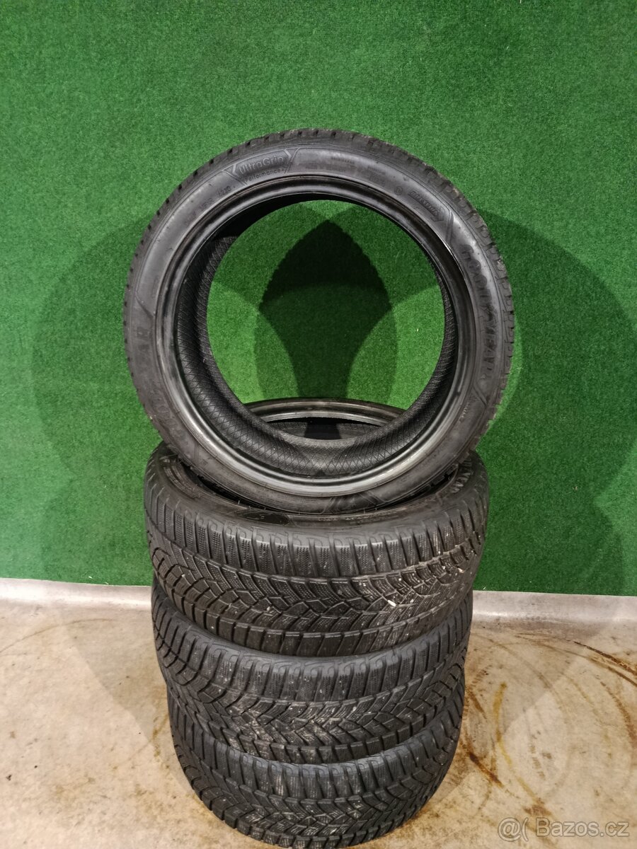 4ks zimni 225/45/18 Goodyear