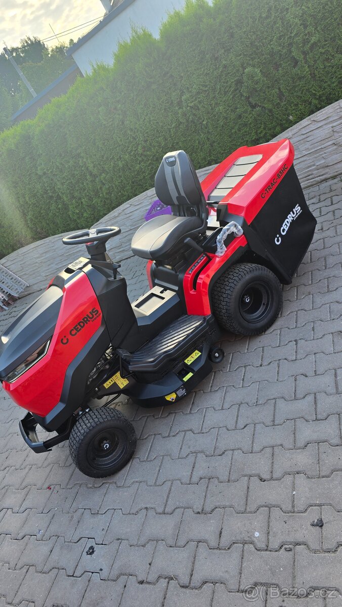 Novy zahradní traktůrek Cedrus akce do neděle 58000