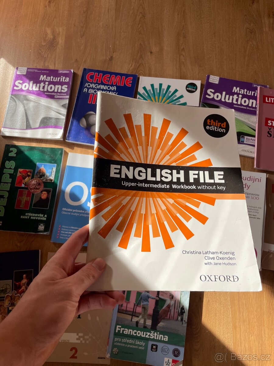 ENGLISH FILE Upper-intermediate Workbook