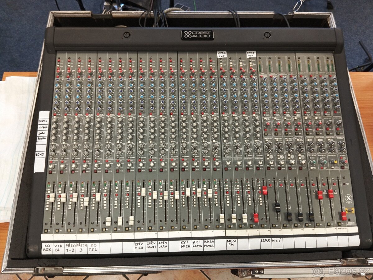 Mixážní pult Crest Audio X Four