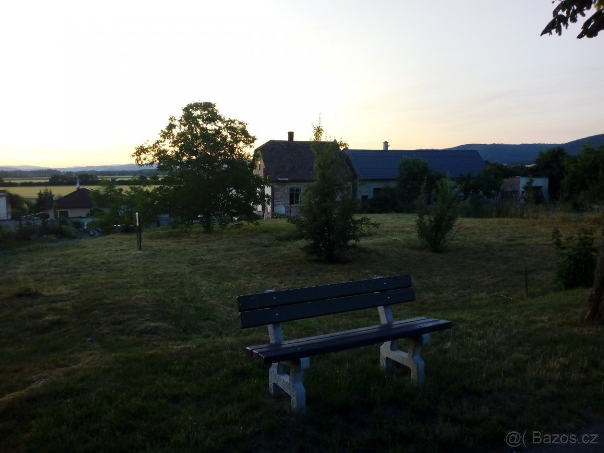 pronajmu zahradu mladějovice u šternberka