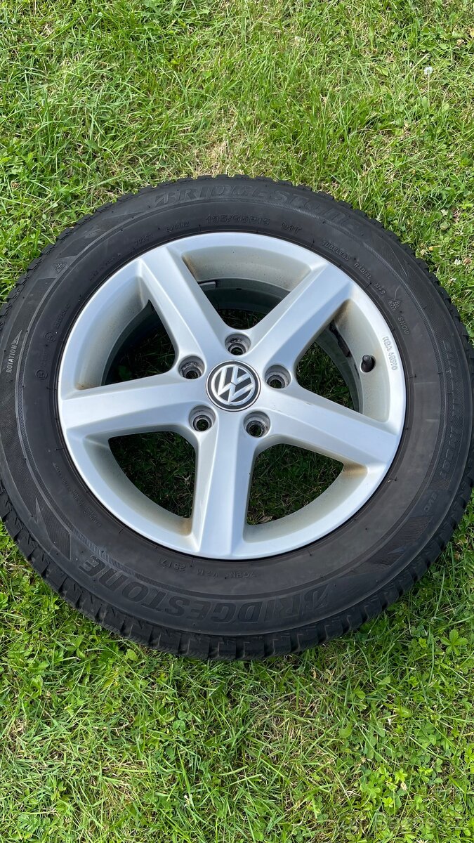 Sada 4 ks orig. VW disku včetně zimního pneu