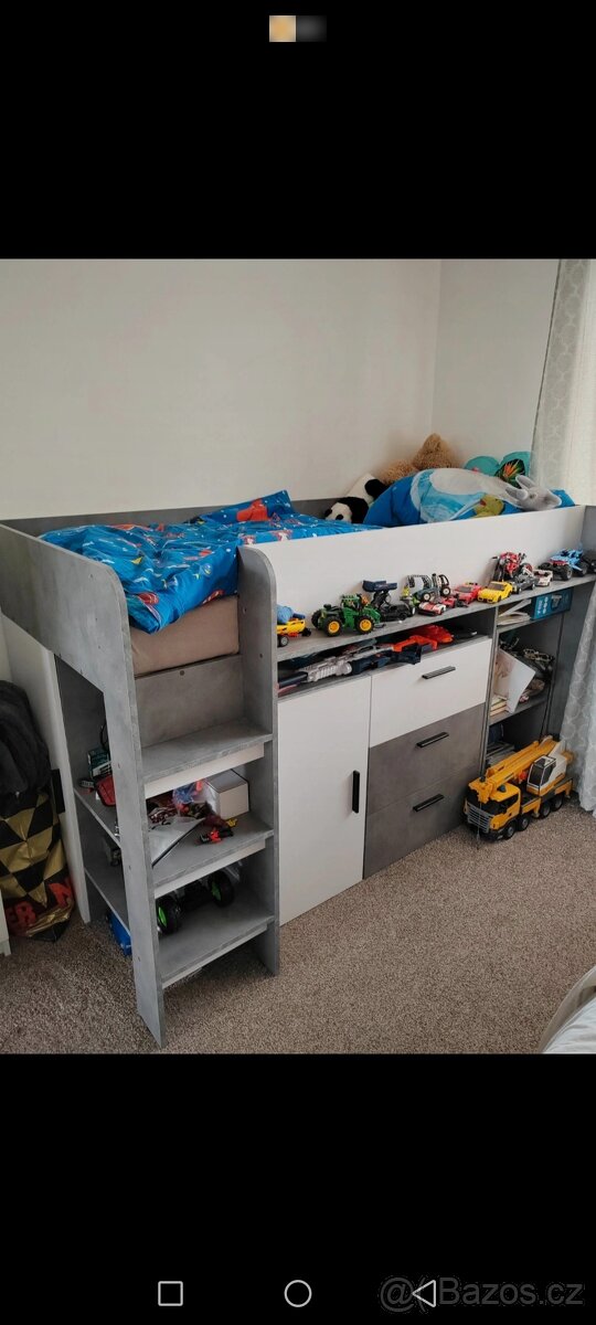 Multifunkční postel