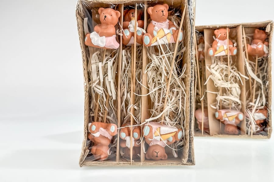 12ks/ medvídek keramika , zápich / 1krabice