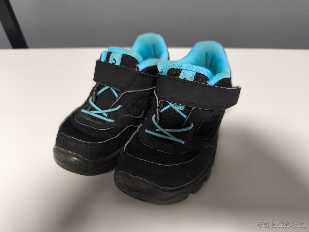 Dívčí i chlapecké boty Decathlon (více foto) vel. 28 a 29