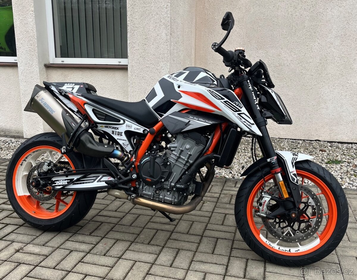 KTM Duke 890 R Akrapovič