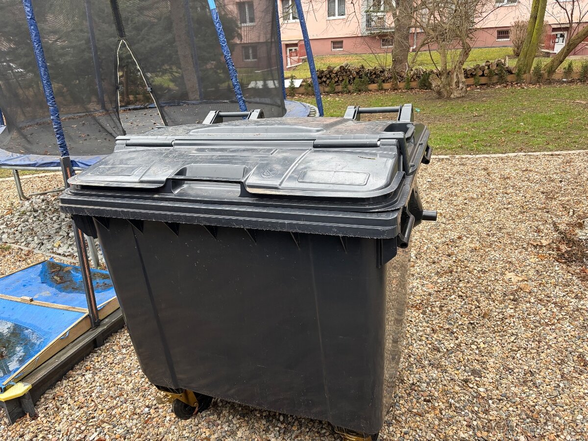 Prodám kontejner 1000l na odpad