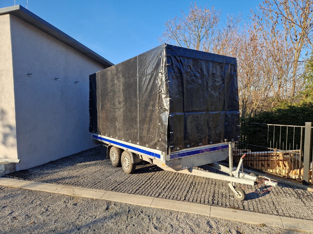 Vlek 2700kg s plachtou