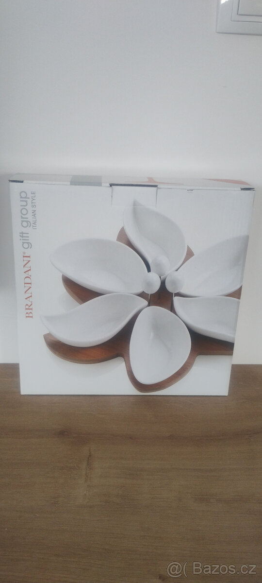 Servírovací miska Brandani Tranches, 23,5 x 26 cm