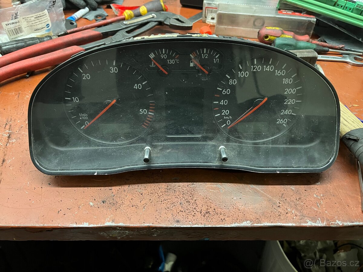 Budíky Passat B5 diesel CAN maxidot, PIN, KM