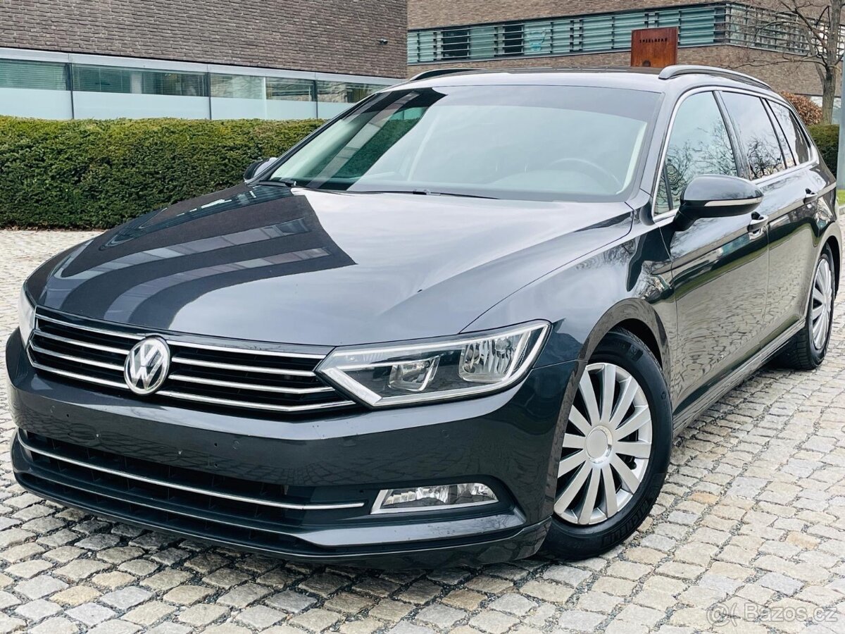 Volkswagen Passat 2.0TDI 110KW MANUÁL VÝHŘEV SENZORY SERVISK