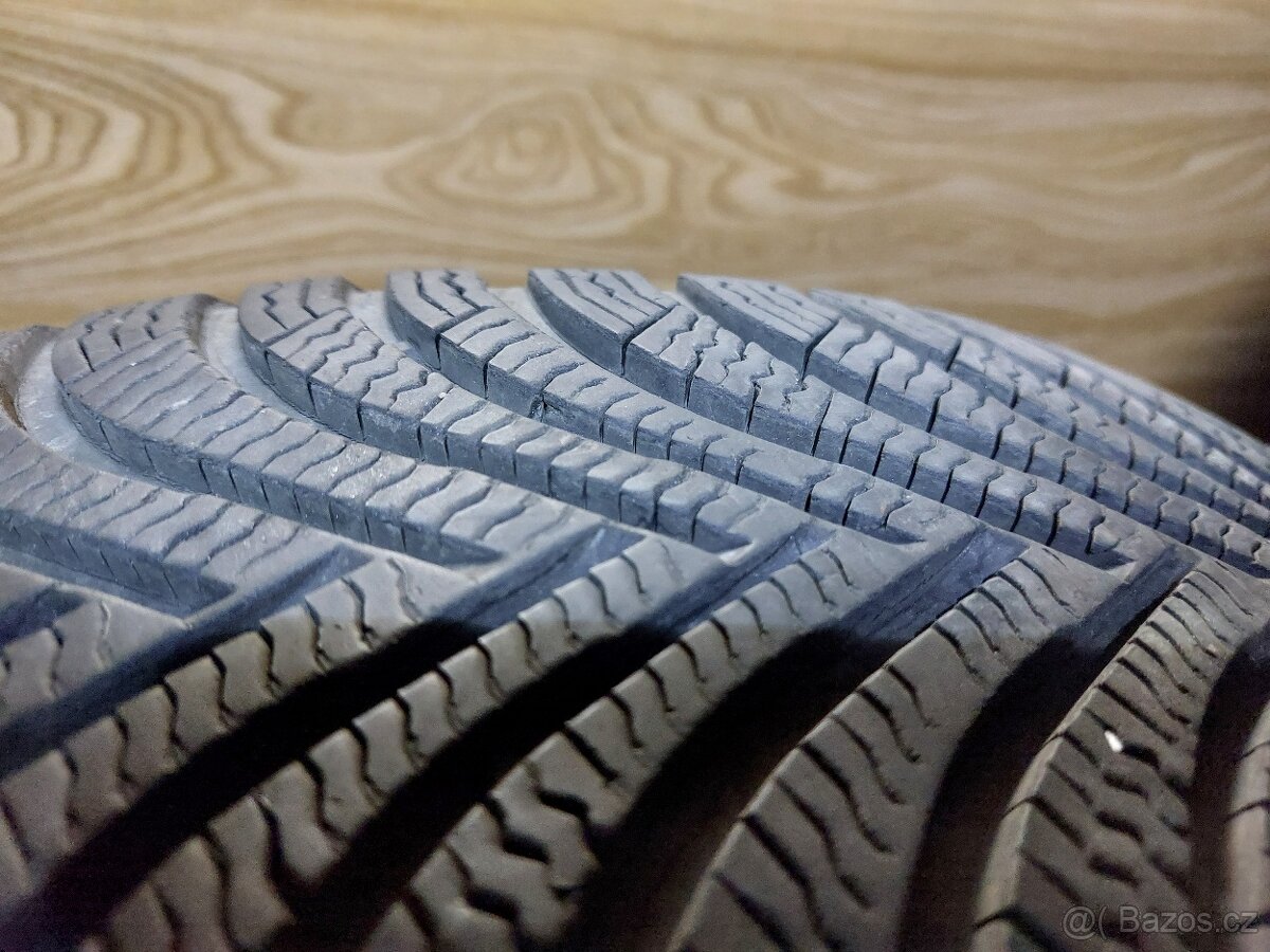 zimní pneu, letnícena MICHELIN 215/65 R 17 ALPIN 5 99H