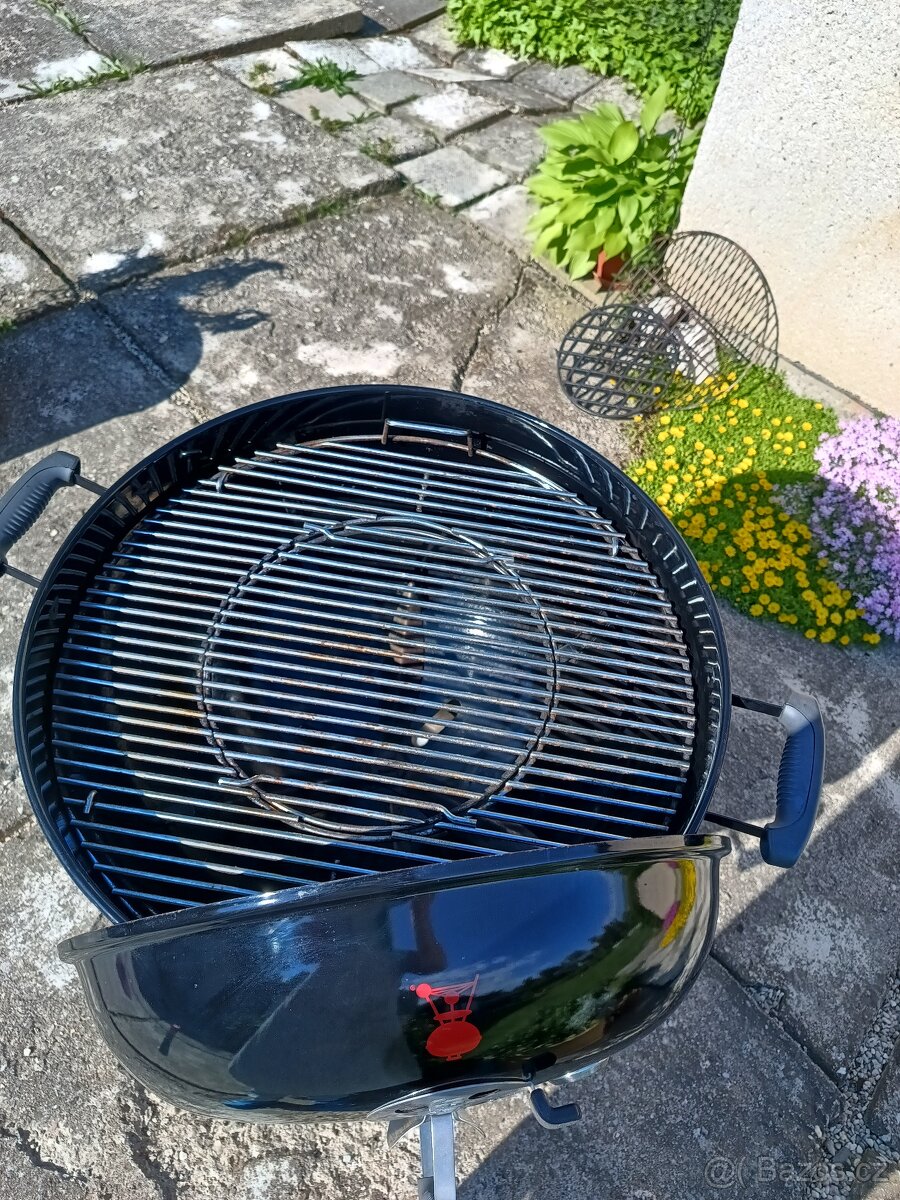 Weber Master Touch