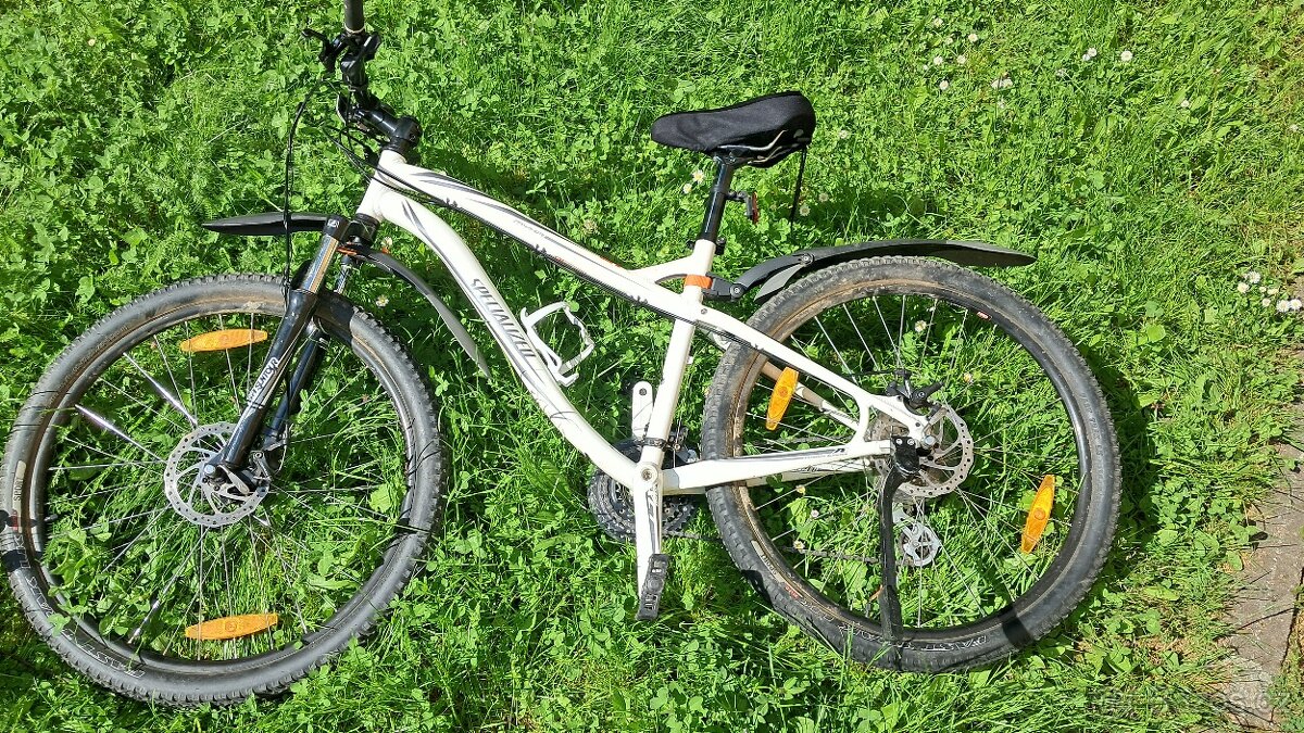 Specialized Myka 17