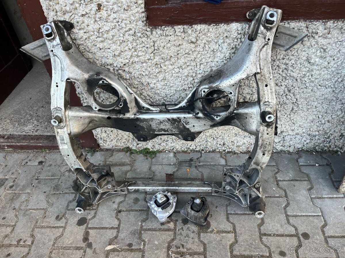 Bmw f10 / f11 přední náprava + komponenty