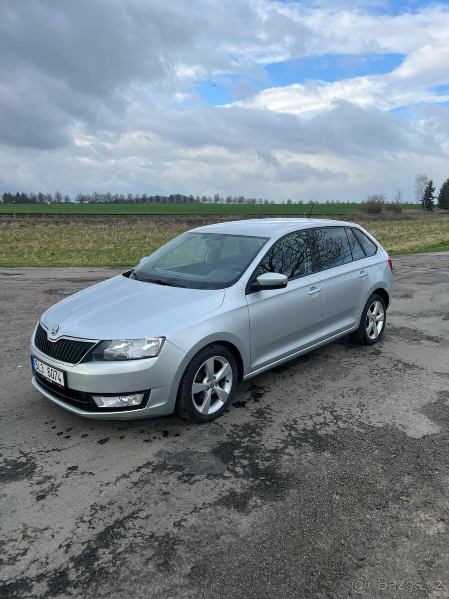 Škoda Rapid 1.4 tdi 66kw DSG,navigace.
