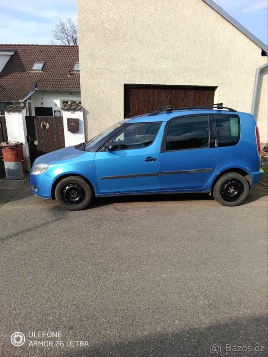 Škoda Roomster 1.2 HTP (2009) + obytná vestavba - Platná STK