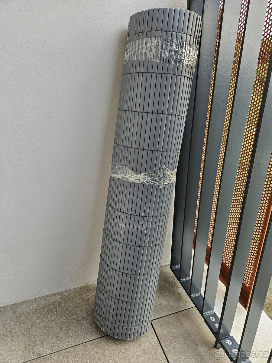 Stínící rohož na plot/balkón 6m